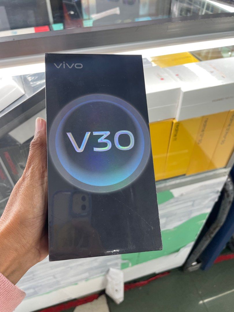 Vivo V30 256gb 12g ram (Category: Vivo) located in San Juan City. Submitted by tanexsulla42 (Listing ID 1296988150, Image 1). Description: We accept trade in Credit card / Home Credit Shipping Meet ups / Delivery Fb page: Ashley & Lyn.