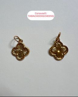 18k SAUDI GOLD VCA PENDANT