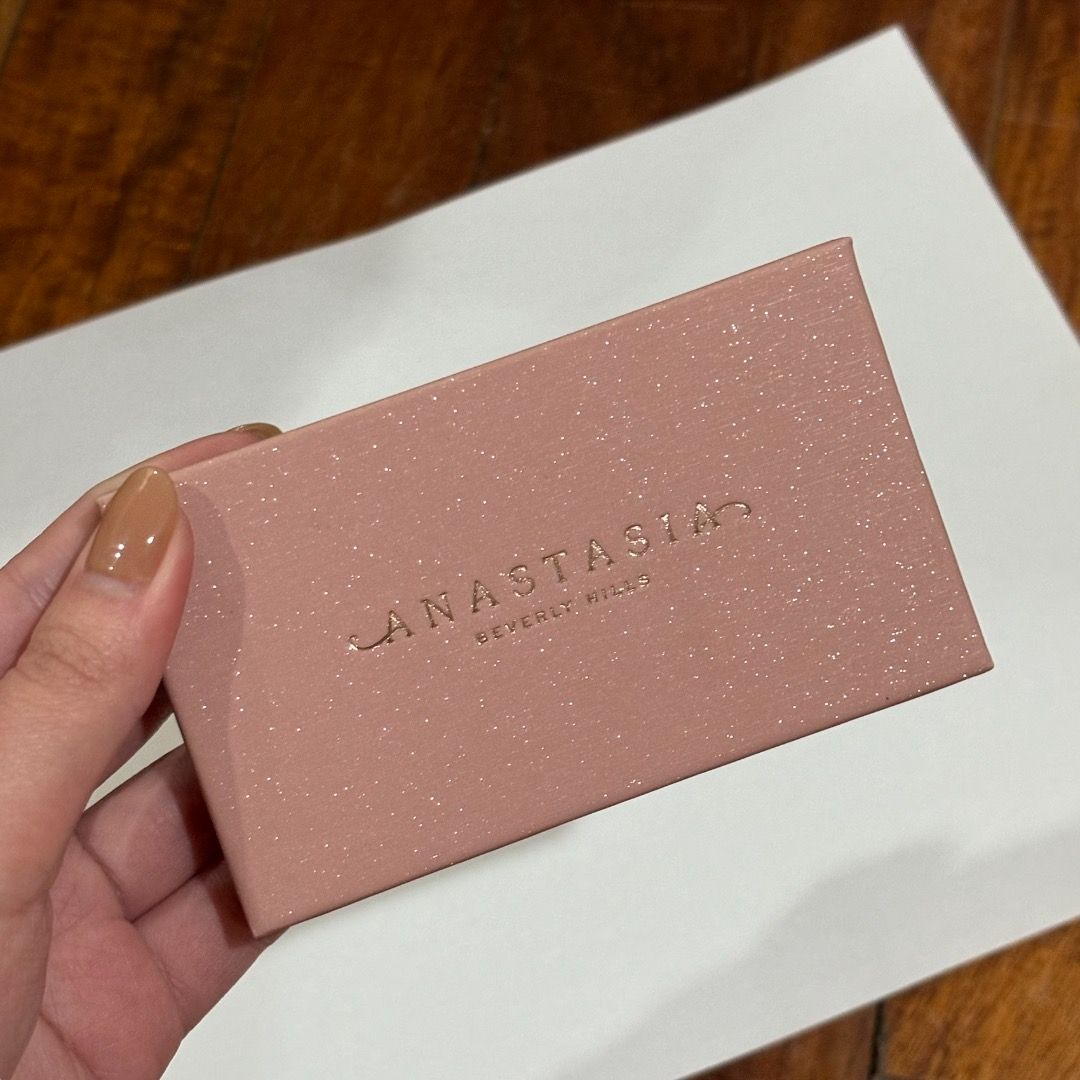 Anastasia Glam To Go Mini Palette (Category: Makeup) located in Quezon City. Submitted by jamillechua (Listing ID 1297219367, Image 2). Description: *SWATCHED ONLY.