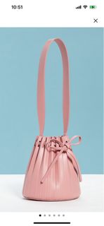 (Category: ) located in . Submitted by shoplikmad (Listing ID 1297081743, Image 1). Description: .