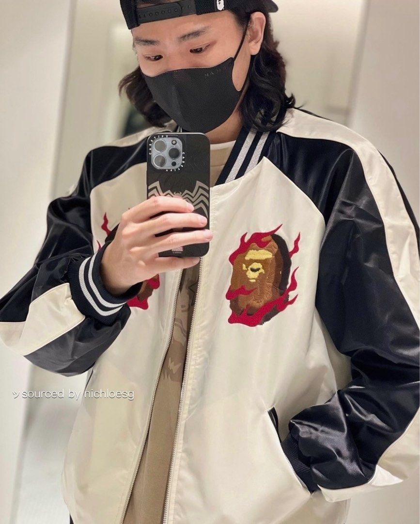 BAPE REVERSIBLE SOUVENIR JACKET Men s Fashion Coats Jackets and Outerwear on Carousell
