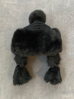 BNEW Unique Fur Hat w/ Ear Flaps