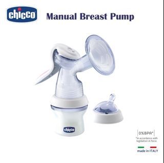 ￼Chicco Natural Feeling Manual Breast Pump w/ Free 150ml Bottle 1pc