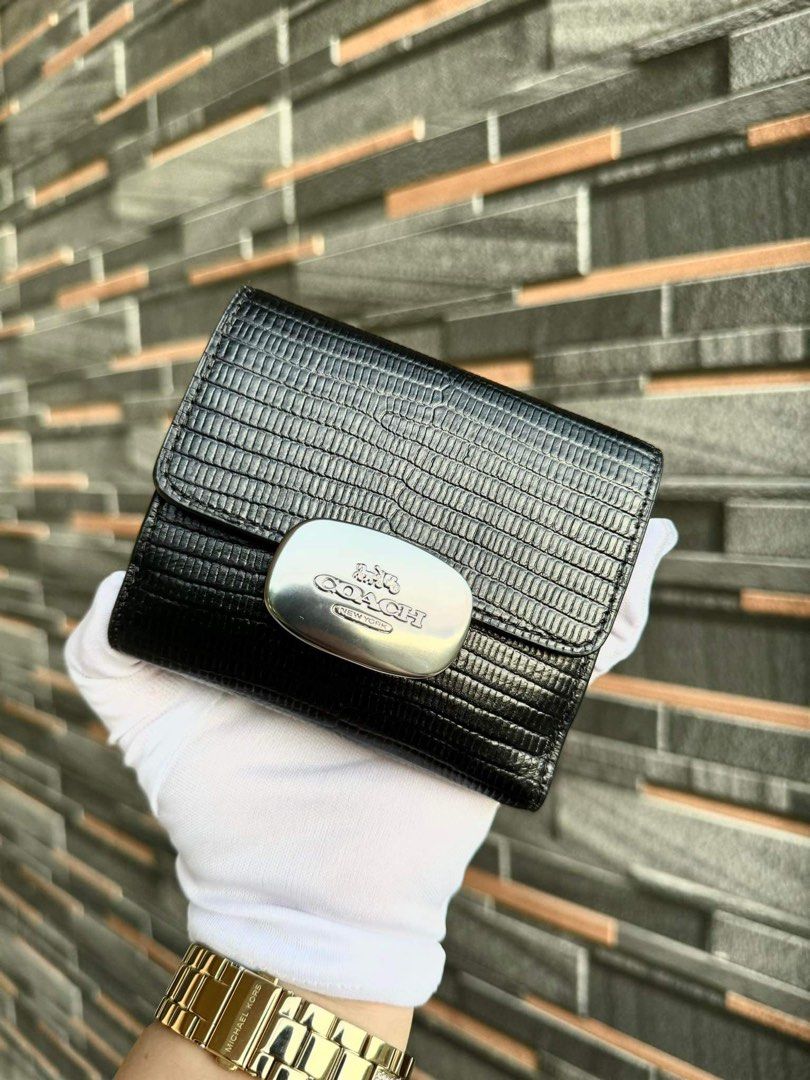 Coach Bifold Wallet (Category: Luxury Bags & Wallets) located in Mandaluyong City. Submitted by stuffnmore (Listing ID 1297088022, Image 1). Description: Coach bifold wallet Pinas onhand Inclusion carecard Guaranteed original and new .