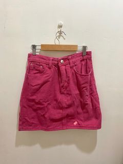 Dark pink mini skirt || size : 27
