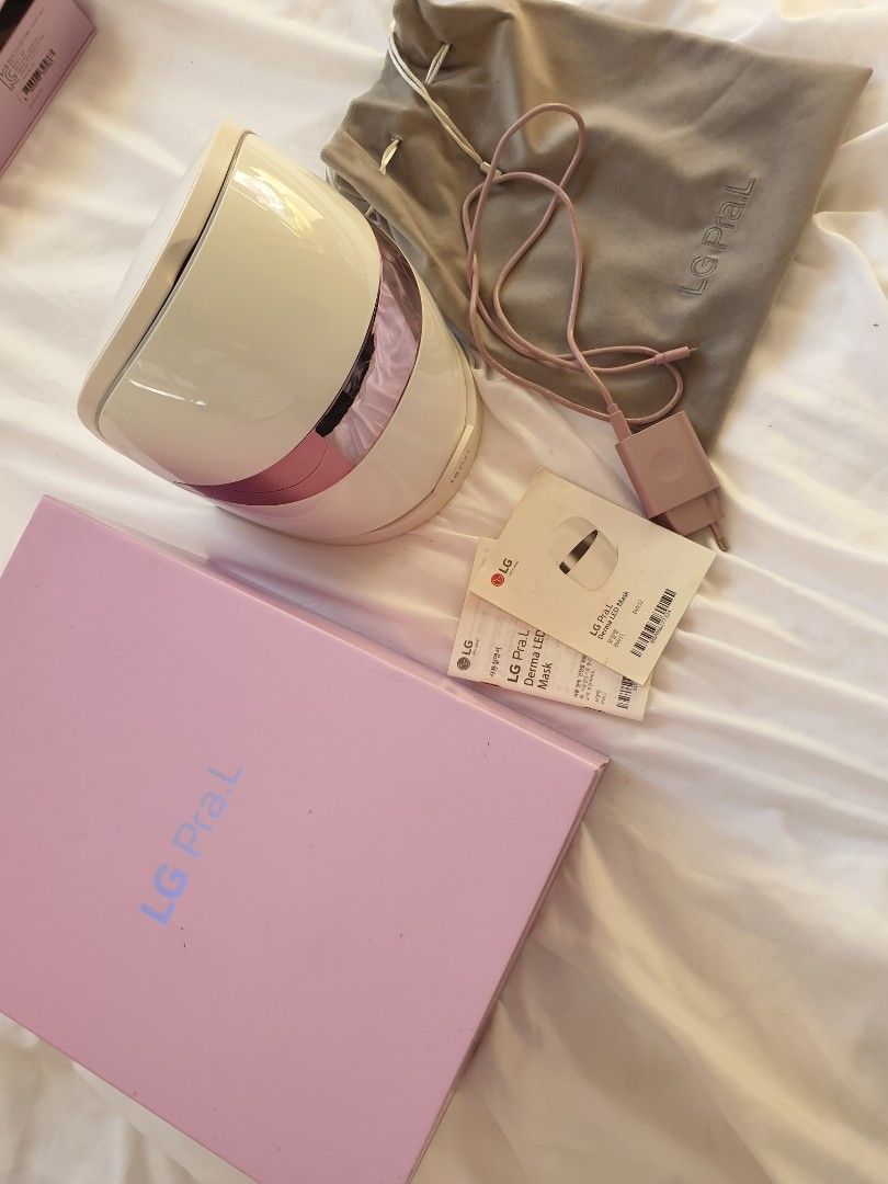 Authentic LG Pra.L / Derma Led Mask (Category: Face Care) located in Casiguran. Submitted by roseromano (Listing ID 1297147224, Image 3). Description: RFS: Hindi na nagagamit nakatambak nalang. Authentic LG Pra.L from South Korea. I can do video call for interested buyer. Negotiable.