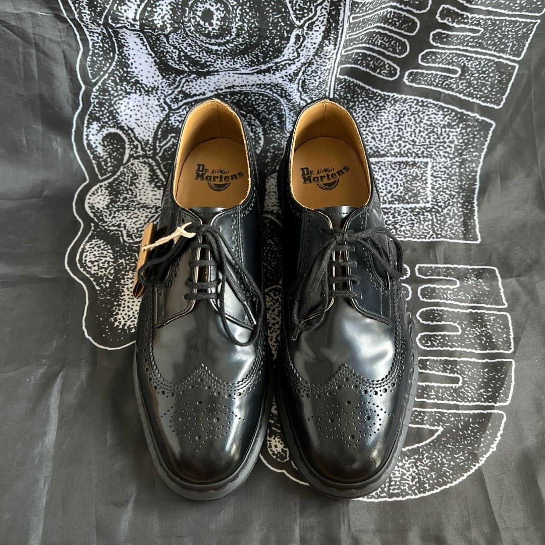 Dr. Martens Kelvin II