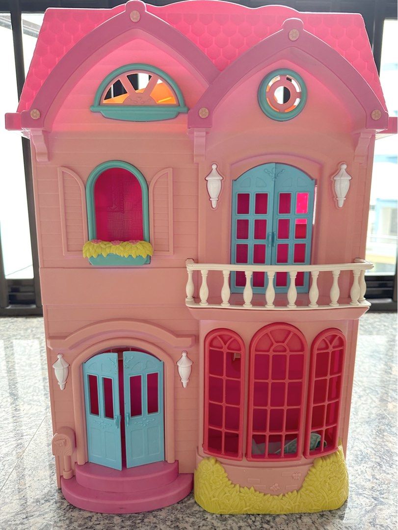 ELC Vintage Doll House