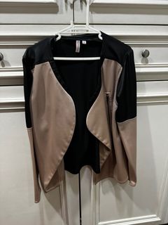 (Category: ) located in . Submitted by kristineaaa (Listing ID 1297182390, Image 1). Description: .