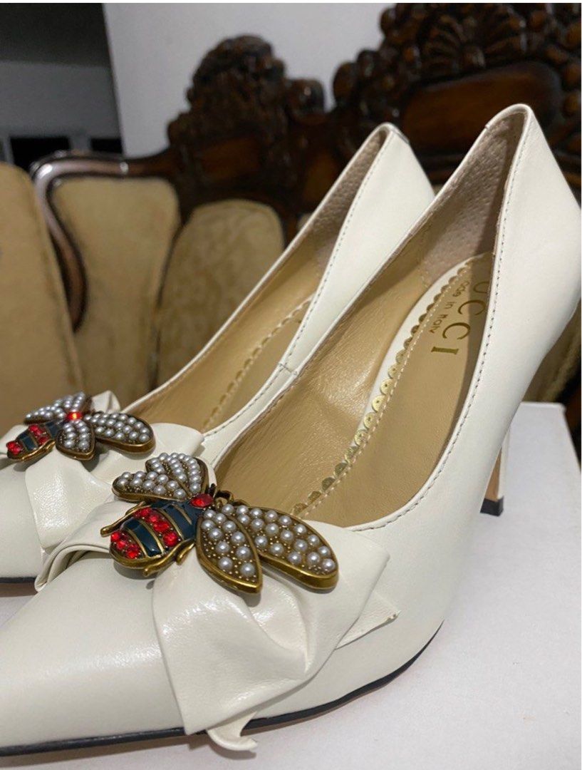 GUCCI heels with bee size 8