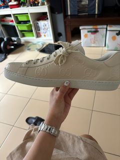 (Category: ) located in . Submitted by bag_aholics (Listing ID 1297123725, Image 1). Description: .