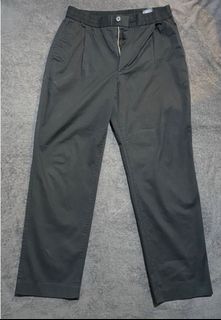 H&M Men’s Black Relaxed Fit Trousers