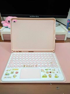 Ipad Air 4/5 10.9” Pink Keyboard with Case
