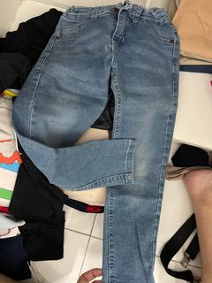 (Category: ) located in . Submitted by apitolaadam (Listing ID 1297239498, Image 1). Description: .