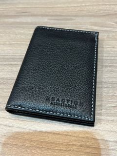 KENNETH COLE Trifold Compact Wallet