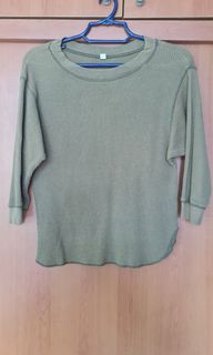 (Category: ) located in . Submitted by debbys_closet (Listing ID 1297112410, Image 1). Description: .