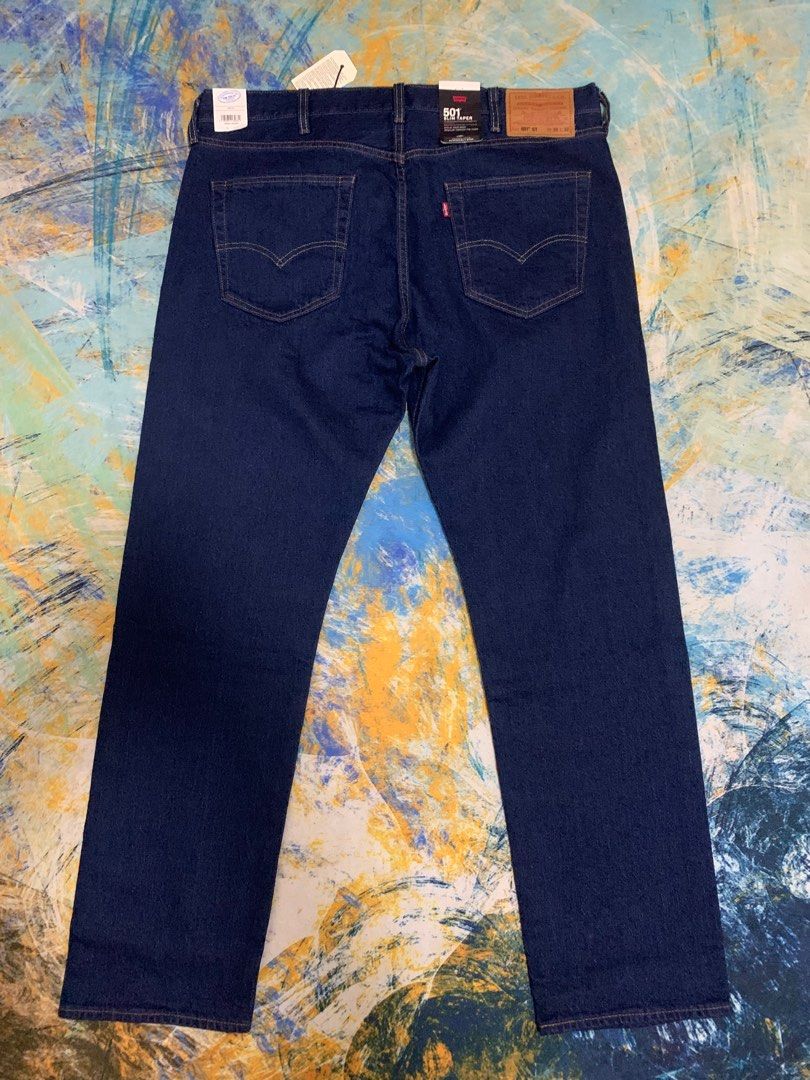 Levis st top