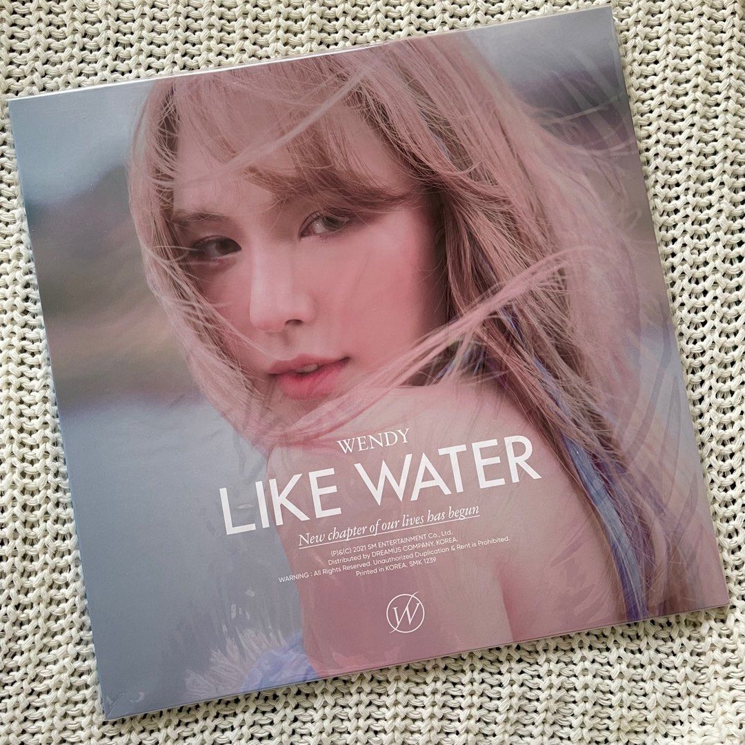 Like Water - Wendy (Vinyl/LP) (Category: Vinyls) located in Muntinlupa City. Submitted by esmebr (Listing ID 1297068165, Image 1). Description: Vinyl edition of WENDY’s debut mini album in blue translucent color. Item Condition: Brand new and sealed. RFS: Selling some of my collections. Payment Method: Bank Transfer.