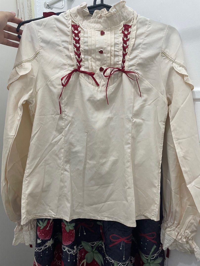 Lolita Dress Set with inner (Category: Dresses) located in Angeles City. Submitted by Katana (Listing ID 1276888149, Image 2). Description: Included inner and jsk what you see is what you get excluding head dress photo is actual 34 inches bust 29 sagad waist 31 inches length.
