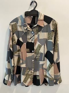 (Category: ) located in . Submitted by hj_thrifting (Listing ID 1297134284, Image 1). Description: .