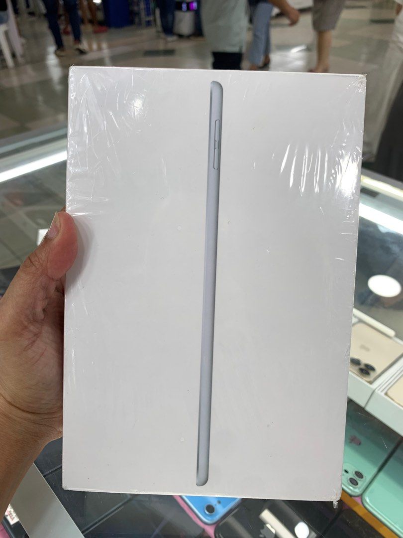 mini 5th Gen. (64gb) wifi (Category: iPad) located in Manila. Submitted by arzillah (Listing ID 1297187298, Image 1). Description: iPad mini 5th Gen. 64gb Wifi only Brand New Sealed Not activated Silver Open for COD/COP + SF Manila area (sameday delivery) Province area (via LBC) required DP to avoid cancellations Physical store: Greenhills Shopping Center, 2ndfloor, stall#: Ai 7 Contact#: 09482217224 Page: Arzillah Gadgets Shop Fb: Princess Arzil