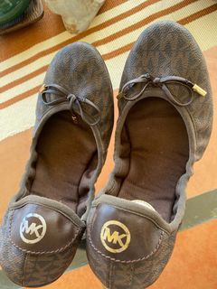 MK flat shoes