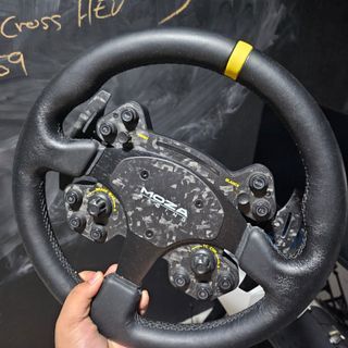 Moza RSV2 Steering Wheel - Compatible with all Moza wheelbases