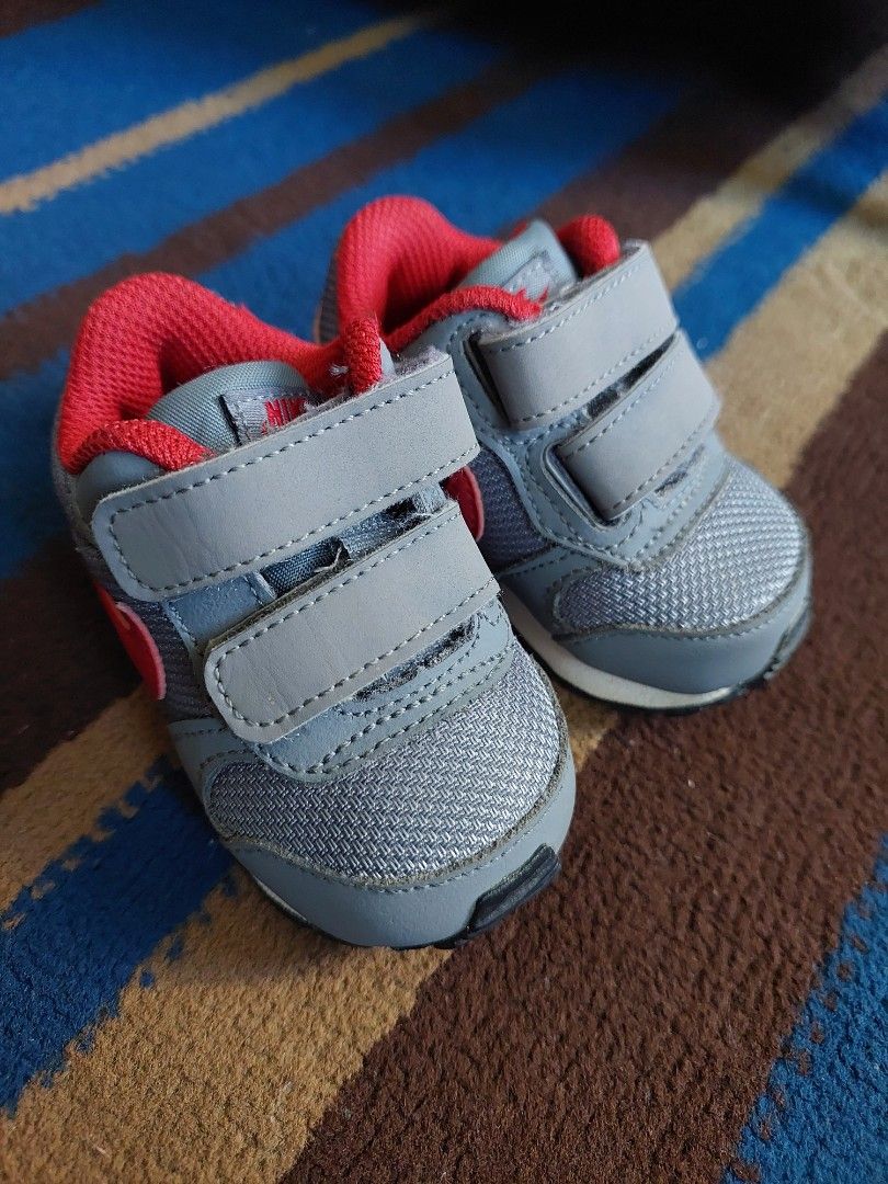 Nike MD Runner 2 TDV Babies Kids Babies Kids Fashion on Carousell