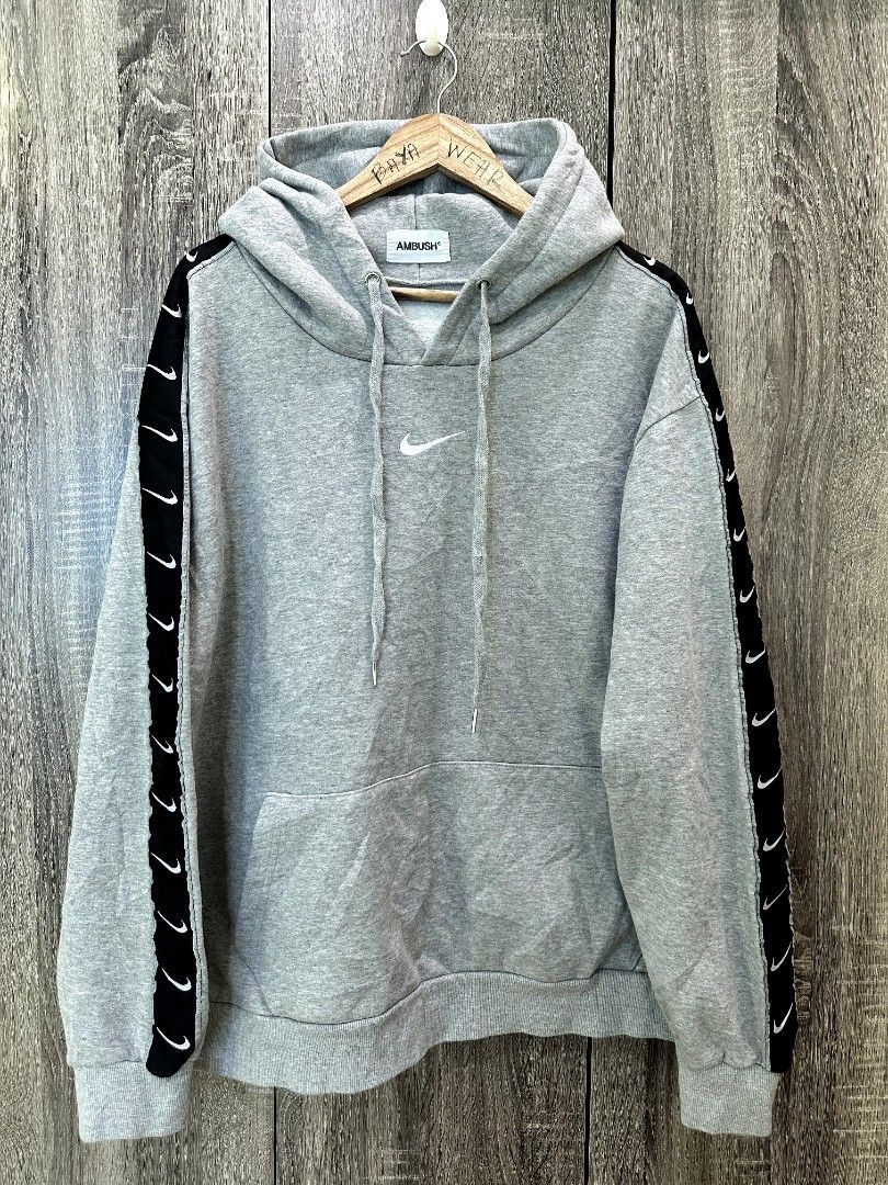 Nike x Ambush mid swoosh (Category: Hoodies) located in Santa Catalina. Submitted by bayawear (Listing ID 1297073349, Image 1). Description: NIKE x AMBUSH hoodie 📌size L to XL 📌25 x 28 📌899 + sf.