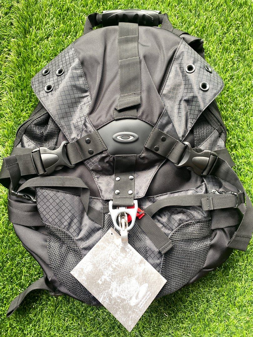 Oakley Packable 2.0 Men's Backpacks (Refurbished) – Motorhelmets.com | Shop  for Moto Gear