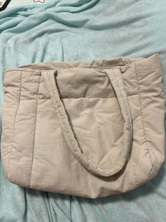 (Category: ) located in . Submitted by sugagaga (Listing ID 1297218254, Image 1). Description: .