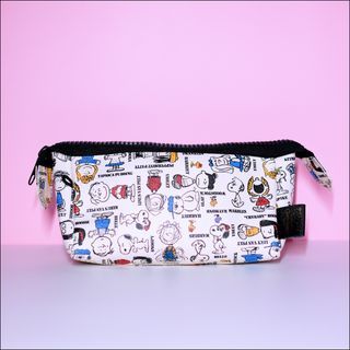 Snoopy Peanuts featuring Good of Charlie Brown by Schulz Pouch