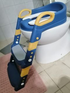 Potty with Adjustable Ladder