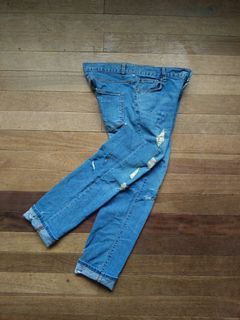 Saint Laurent Distressed Jeans
