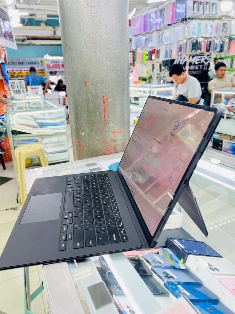 Samsung Tab S8 Ultra 5G 256gb Complete (Category: Android) located in San Juan City. Submitted by javedsgadgetshop (Listing ID 1297066337, Image 3). Description: OPEN FOR INSTALLMENT VIA CREDIT CARD/GGIVES & SWAP/TRADE-IN! WE BUY AND SELL ( ANYKINDS OF UNIT BINIBILI PO NAMIN)! PTPA : Padelete po f bawal Read ❗️Onhand ‼️ Samsung Tab S8 ultra 5G •256gb •NTC Variant •Good batt health •Factory Unlock •95% Smoothness •No hidden issue | No Repaired •10