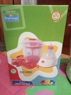 Sesame Street 4-in-1 Steam Sterilizer (with free dripping rack)