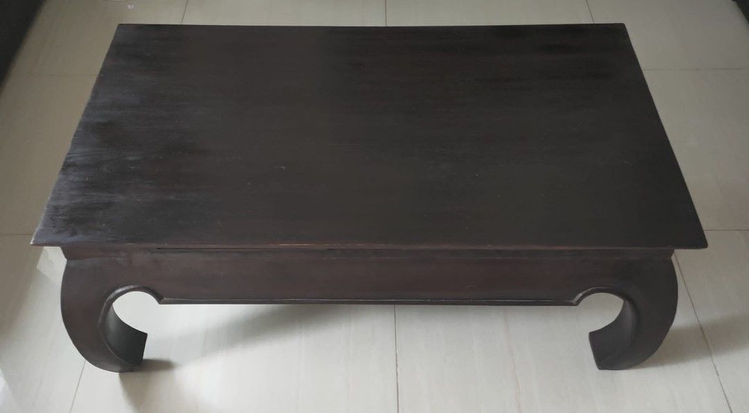 Solid wood coffee table (Category: Tables & Sets) located in Singapore. Submitted by daeshy (Listing ID 1297069658, Image 1). Description: solid wood coffee table. wood in good condition. self-pickup.