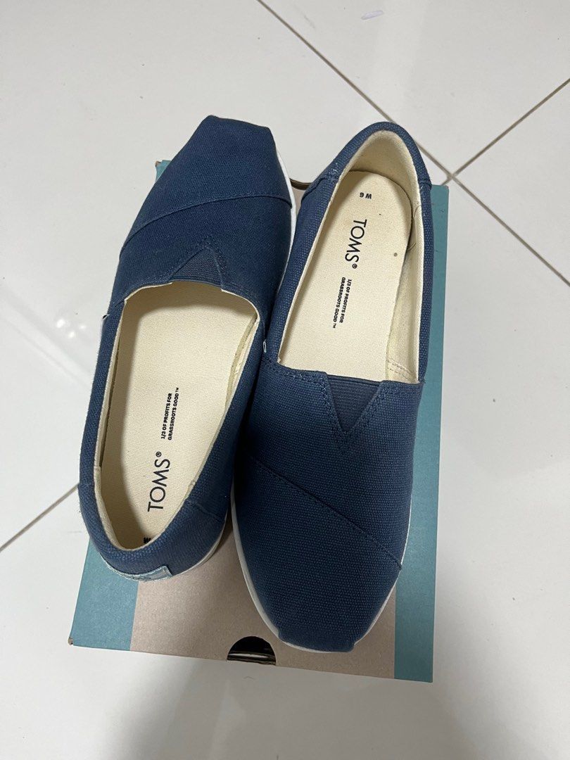 Toms majolica blue on sale