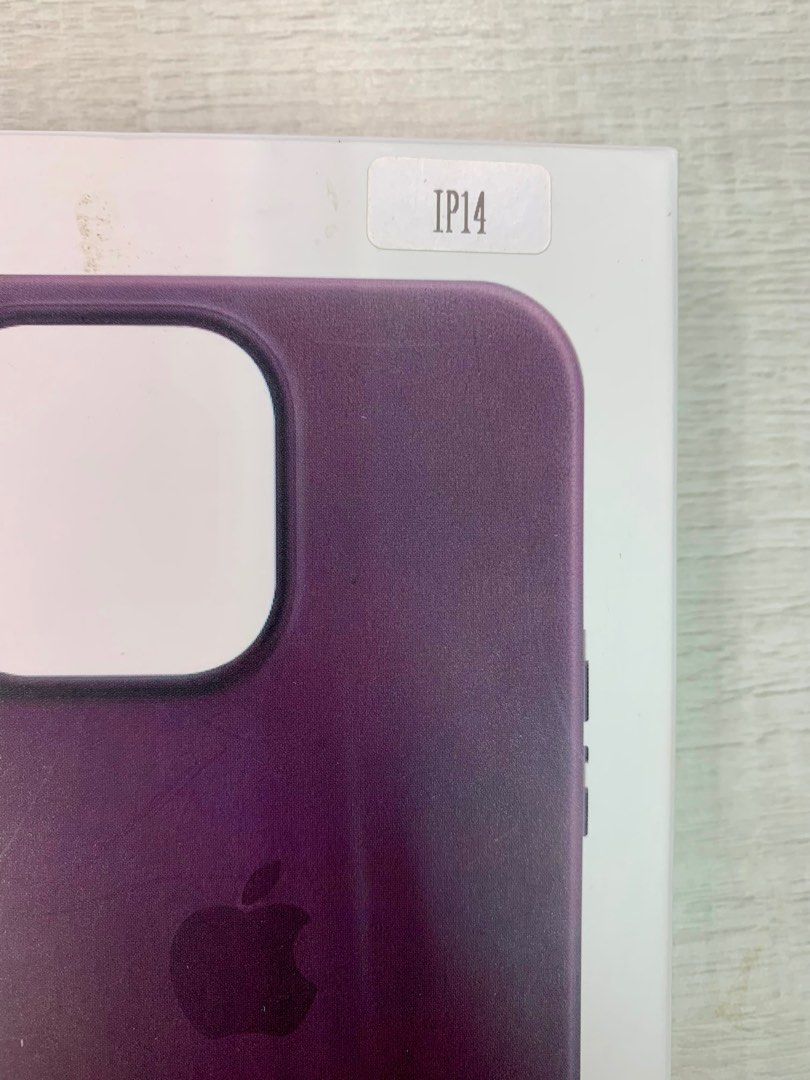 Authentic apple leather case dark cherry with magsafe for iphone 14 (Category: Cases & Sleeves) located in Davao. Submitted by pilmarmustdeclutter (Listing ID 1297256179, Image 2). Description: P300 excluding sf.