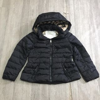 Authentic Burberry Puffer Jacket 4Y / 104cm
