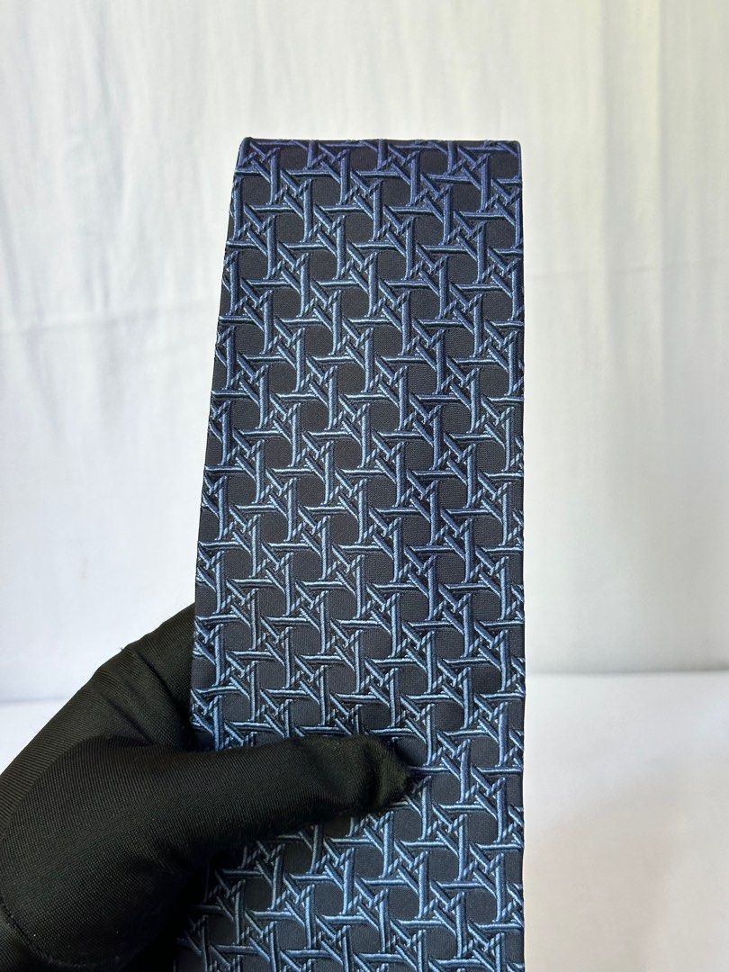 Authentic DIOR Necktie (Category: Luxury Accessories) located in Santa Rosa. Submitted by brandieshoppe (Listing ID 1297353989, Image 3). Description: ✅ Authentic / Original Preloved ✅ From Japan Auction ✅ Moneyback Guaranteed If Proven Fake ✅ In Excellent Condition ✅ Message Us For More Details. *Open Also for Layaway Terms.