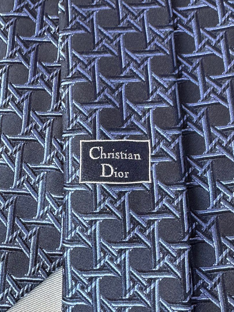 Authentic DIOR Necktie (Category: Luxury Accessories) located in Santa Rosa. Submitted by brandieshoppe (Listing ID 1297353989, Image 2). Description: ✅ Authentic / Original Preloved ✅ From Japan Auction ✅ Moneyback Guaranteed If Proven Fake ✅ In Excellent Condition ✅ Message Us For More Details. *Open Also for Layaway Terms.