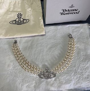 Authentic Vivienne Westwood  Pearl 3 Rows  Necklace