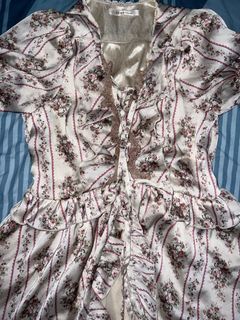 (Category: ) located in . Submitted by thriftheeeey (Listing ID 1297319221, Image 1). Description: .