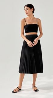 (Category: ) located in . Submitted by xthecloset (Listing ID 1297258078, Image 1). Description: .