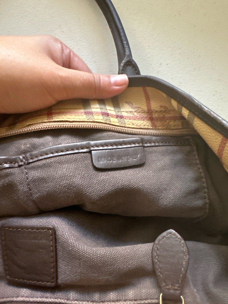 Burberry Haymarket Nova handbag (Category: Luxury Bags & Wallets) located in Bacoor. Submitted by rafaellas_closet (Listing ID 1297258868, Image 3). Description: ‼️DECLUTTERING PERSONAL PRE LOVED ‼️ 📌Has minor flaws due to storage 📌No available dustbag 📌Open for meet up in nearby areas 📌Can DM me for more detailed photo .