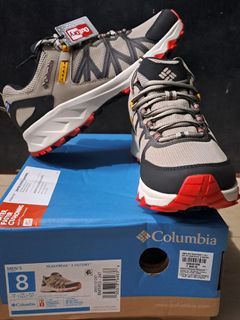 Columbia trail hike shoes