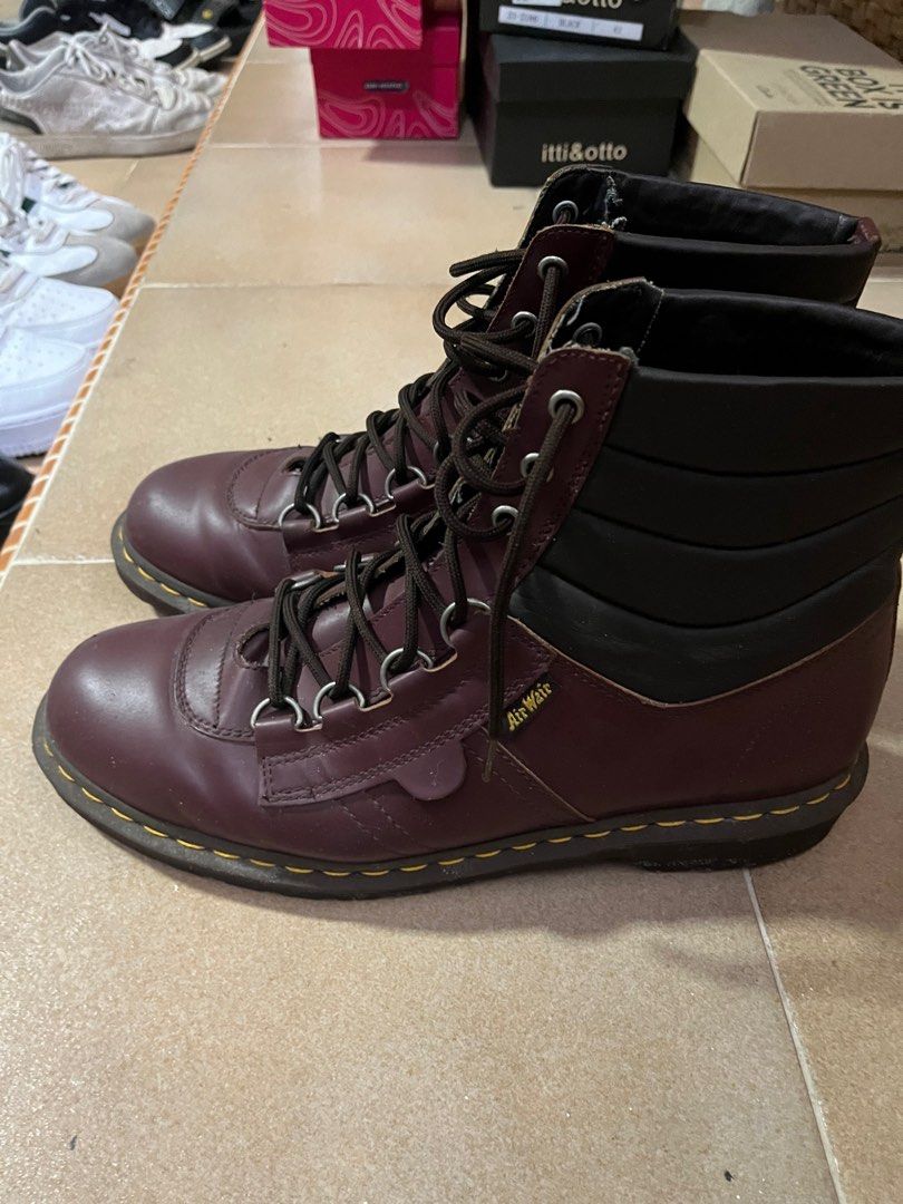 Dr marten air wear boots discount