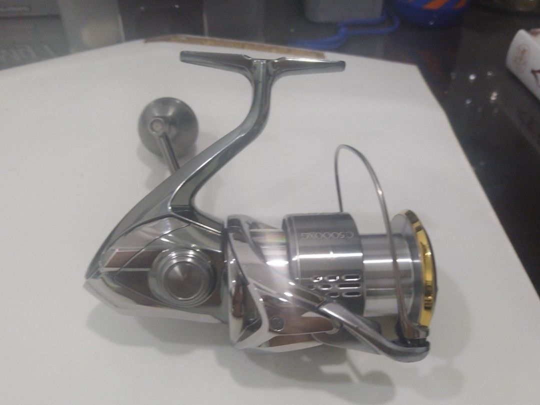 Shimano Stella 1000FJ, Sports Equipment, Fishing on Carousell