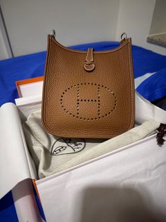 （分類：）位於 。 由 powerfulhailey 提交（商品編號 1297364908，圖片 1）。簡介： 。